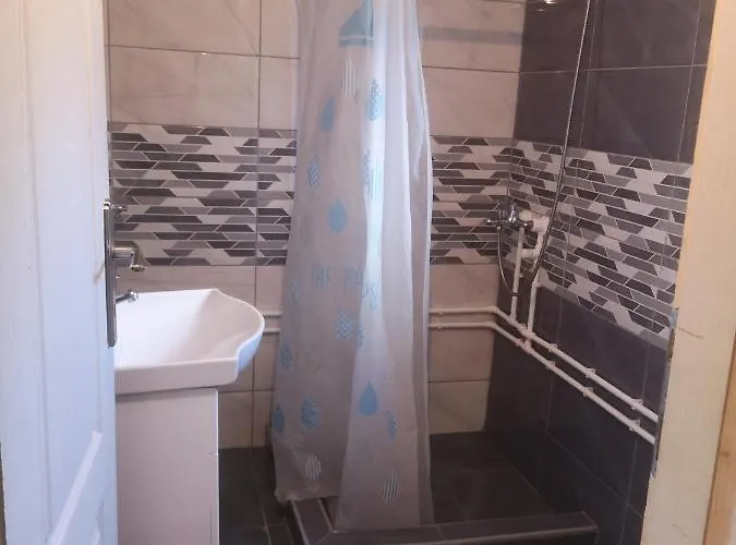 Jotic, Zavojsko Jezero Villa Pirot