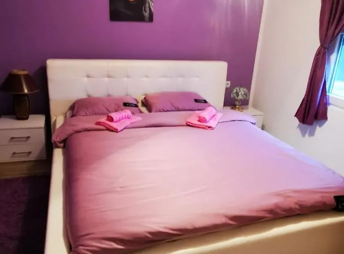 Jotic, Zavojsko Jezero Villa Pirot