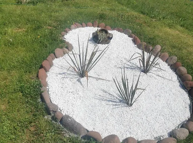 Villa Jotic, Zavojsko Jezero *