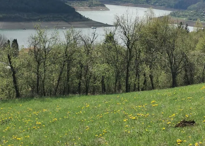 Jotic, Zavojsko Jezero * Pirot